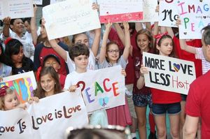 Young people from the Broadway community sing John Lennon's 'Imagine' for peace @ BroadwayWorld Young people from the Broadway community sing John Lennon's 'Imagine' for peace Photo